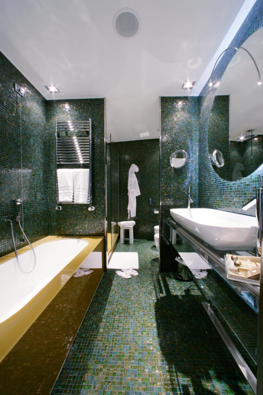 Deluxe Suite Spa Bath,1544000011:JPEG